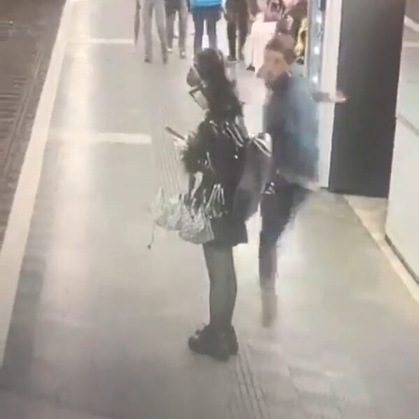 Prisión sin fianza para el hombre que agredió a varias mujeres en el metro de Barcelona