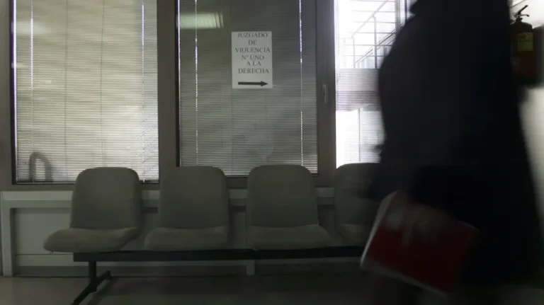 Un maltratador se cambia de sexo en el registro civil e impedirá juzgarlo por violencia machista